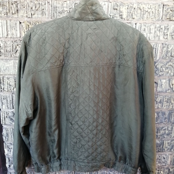 Beautiful Vintage 100% silk ladies green jacket - Picture 3 of 8